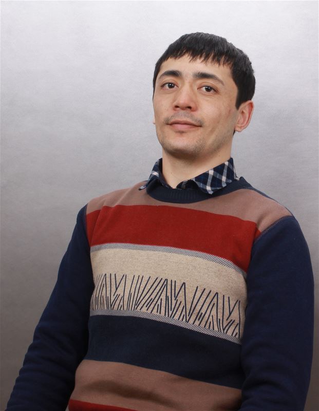 Помощник по хозяйству Бахтиёр
