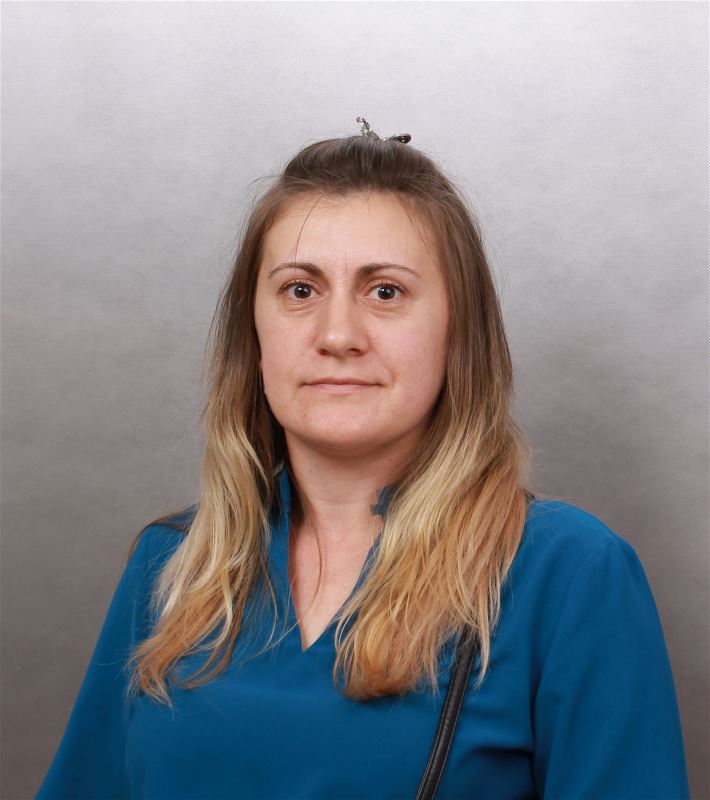 Домработница Елена