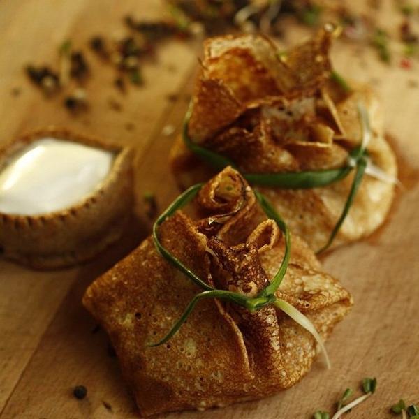 блины с курицей и сливками