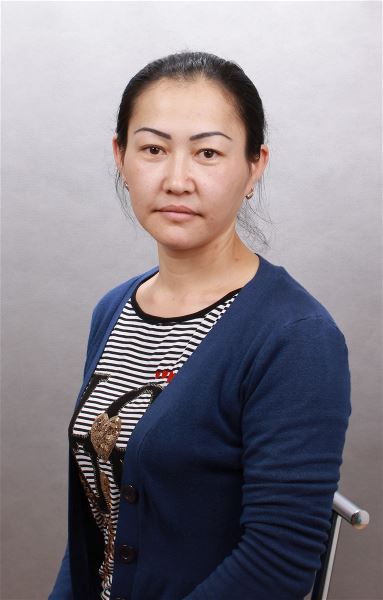 Няня Лола