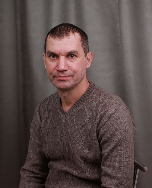 Помощник по хозяйству Сергей