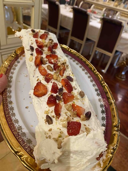 Меренговый рулет