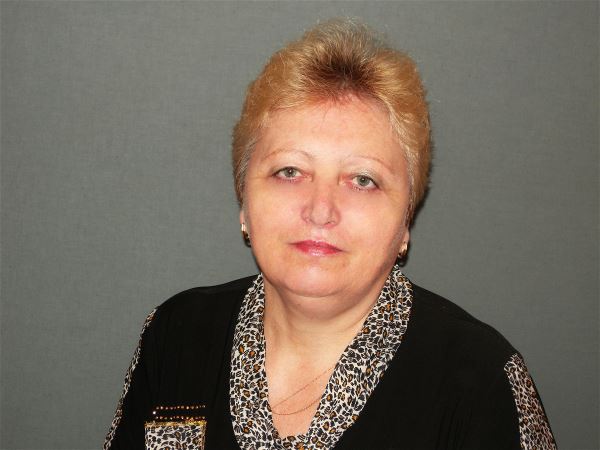 Домработница Лариса
