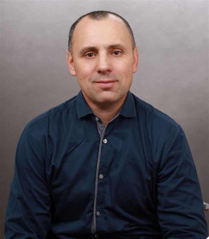 Помощник по хозяйству Михаил