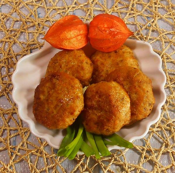 Фокуры - котлетки из форели с курицей