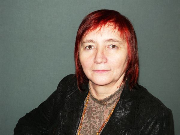 Няня Лариса