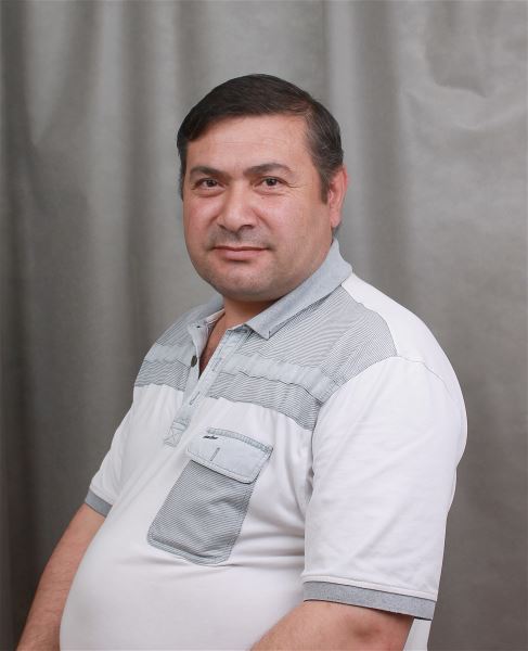 Садовник Фархад