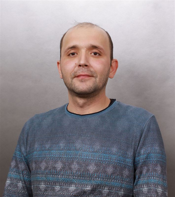 Водитель Азиз