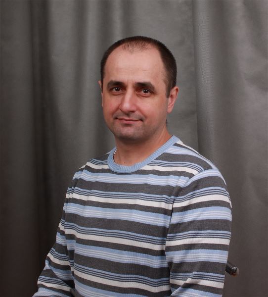 Помощник по хозяйству Павел