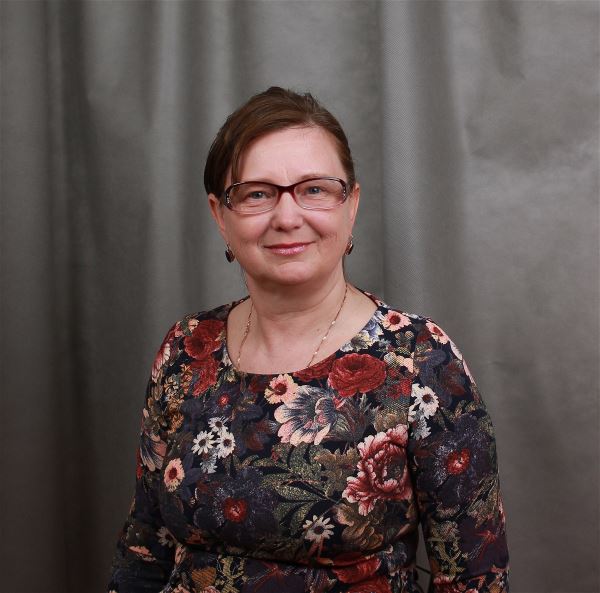 Няня Елена