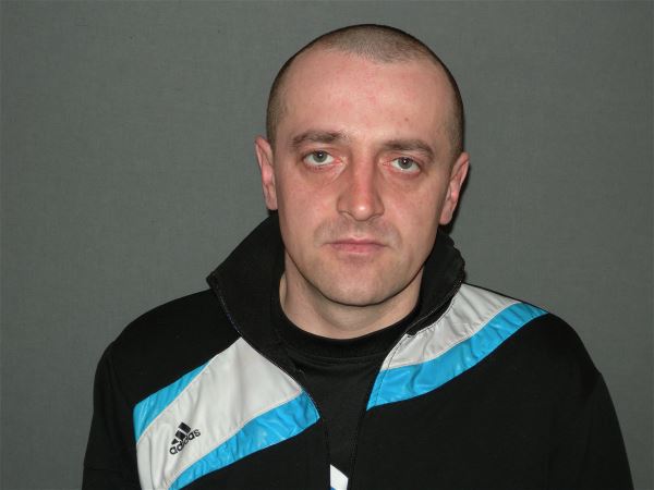 Помощник по хозяйству Валерий