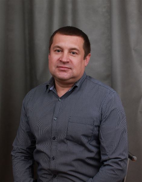 Водитель Олег