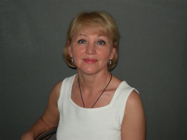 Няня Елена