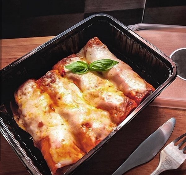 Проект корпоративного питания.
Запечённые каннеллони.