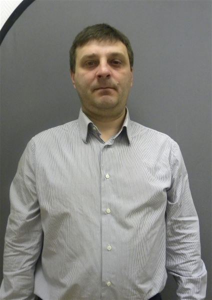 Помощник по хозяйству Игорь