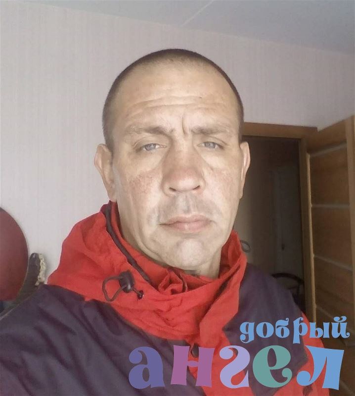 Помощник по хозяйству Олег