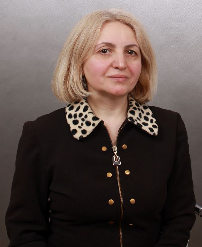 Няня Карине Степановна