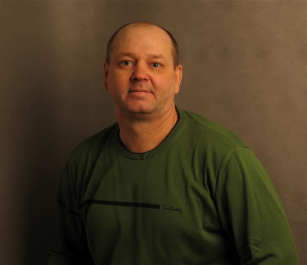 Помощник по хозяйству Николай
