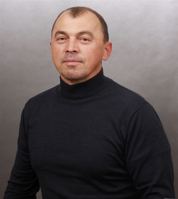 Водитель Олег