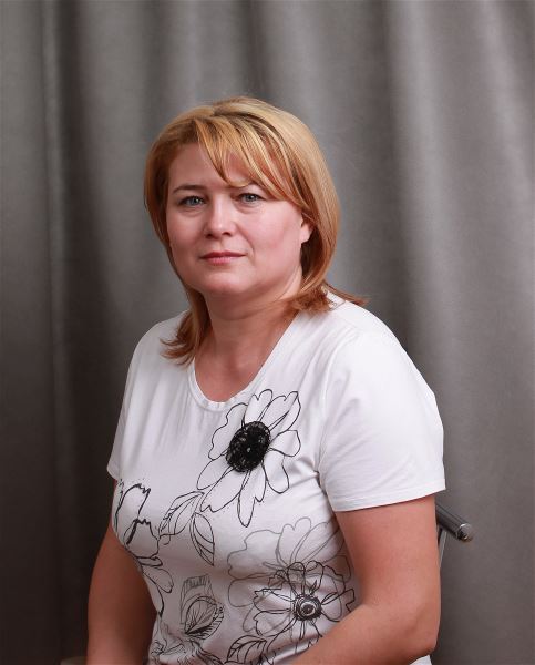Домработница Алина со стажем 24 года, - ID 53403