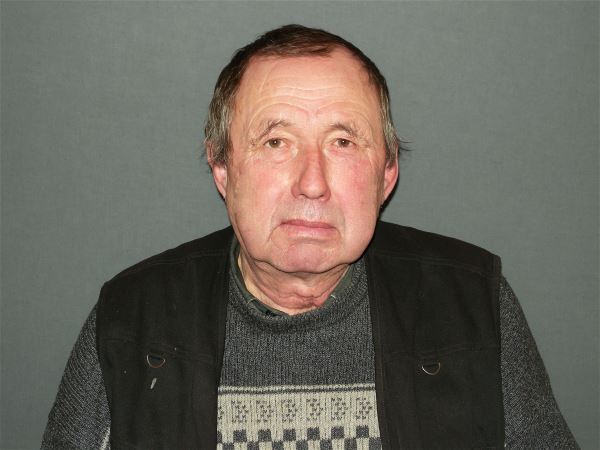 Помощник по хозяйству Николай