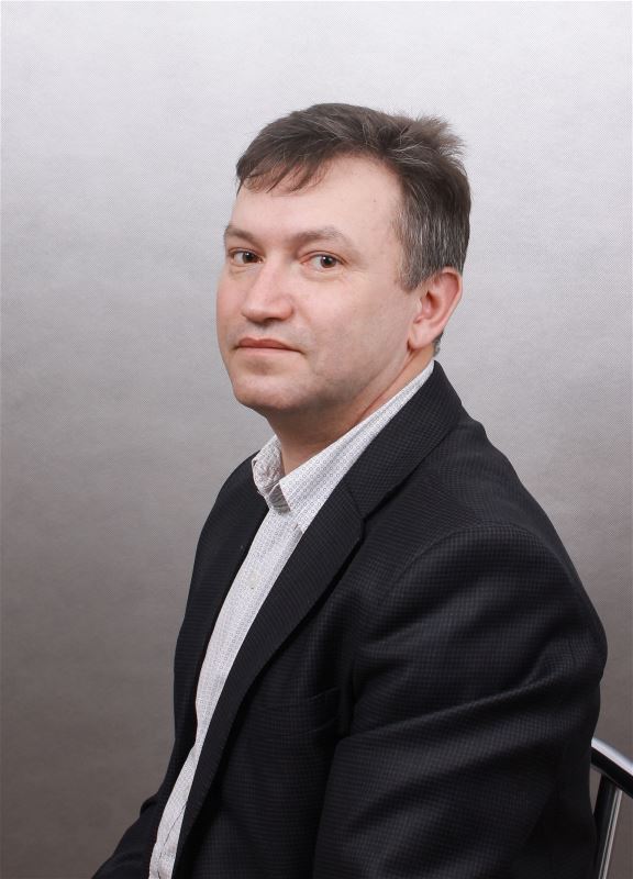 Водитель Дмитрий