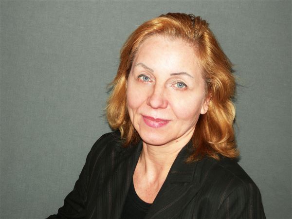Няня Алла