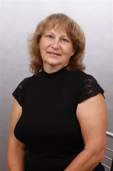 Домработница Елена