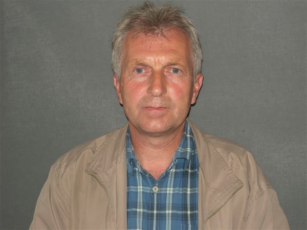 Помощник по хозяйству Александр
