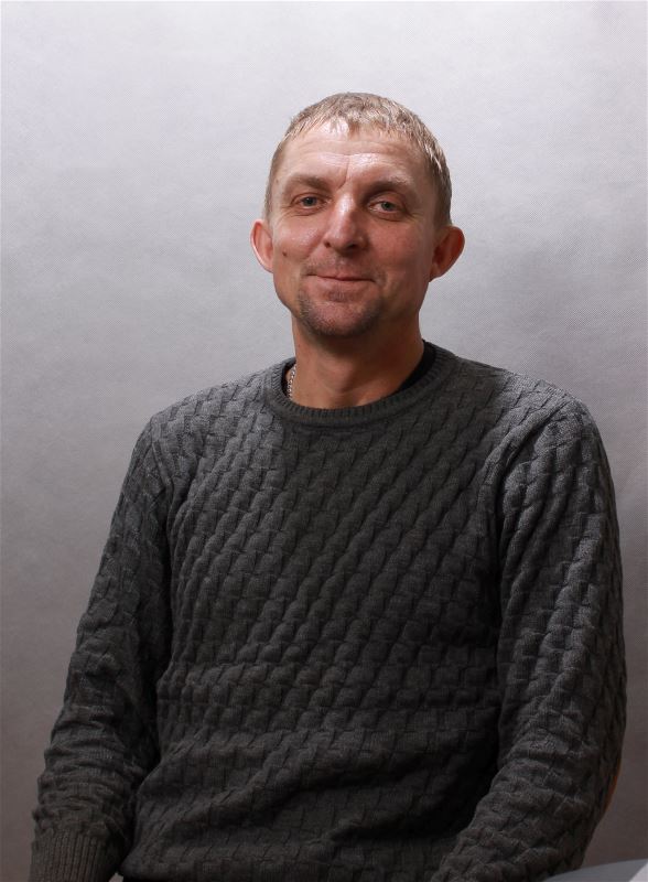 Помощник по хозяйству Константин