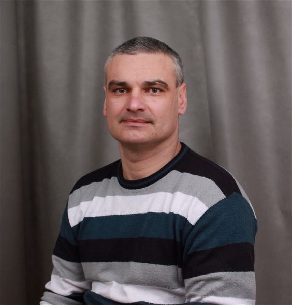 Садовник Петр