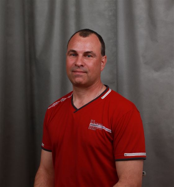 Помощник по хозяйству Сергей