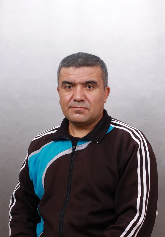 Помощник по хозяйству Шариоржон