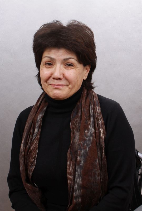 Няня Азиза