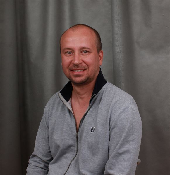 Помощник по хозяйству Глеб
