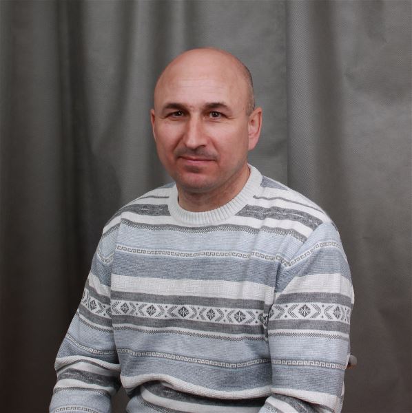 Помощник по хозяйству Владимир