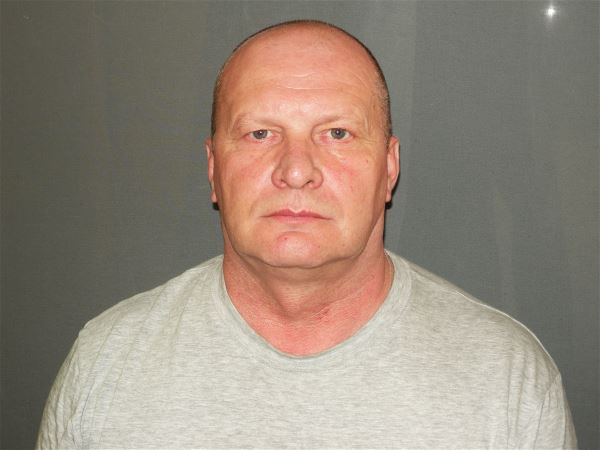 Помощник по хозяйству Павел