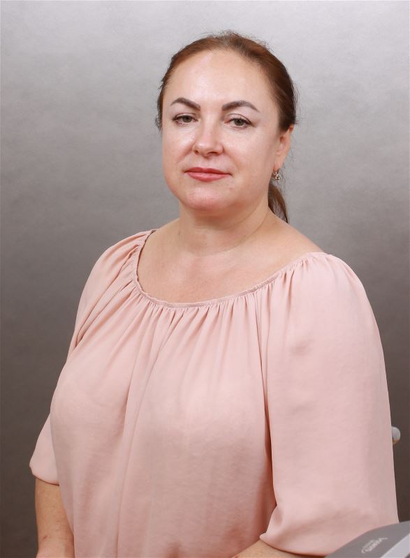 Няня Анжела Михайловна