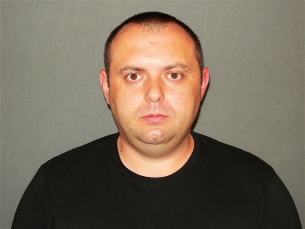 Помощник по хозяйству Сергей