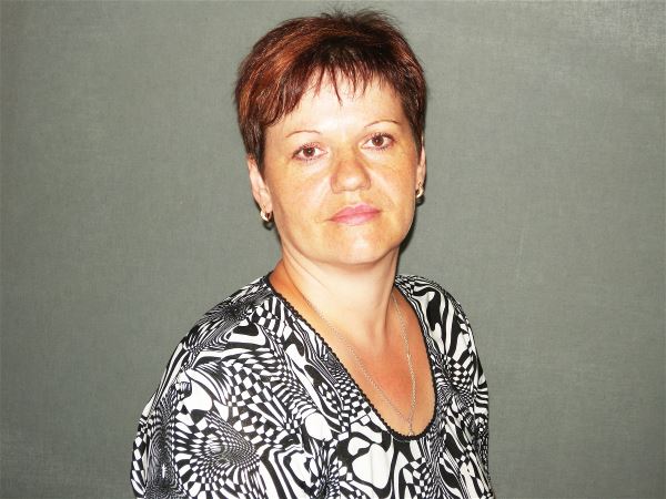 Домработница Елена