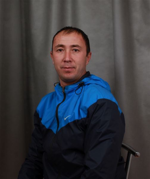 Садовник Уразали