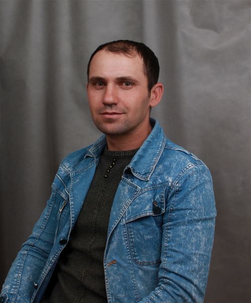 Садовник Хуршед