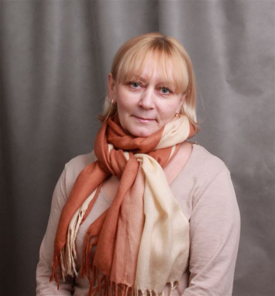 Сиделка Елена со стажем 9 лет, - ID 53993