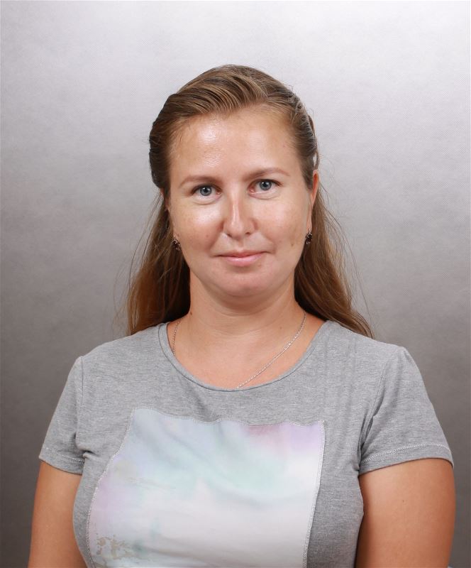 Репетитор Елена