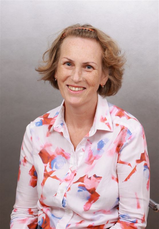 Няня Елена