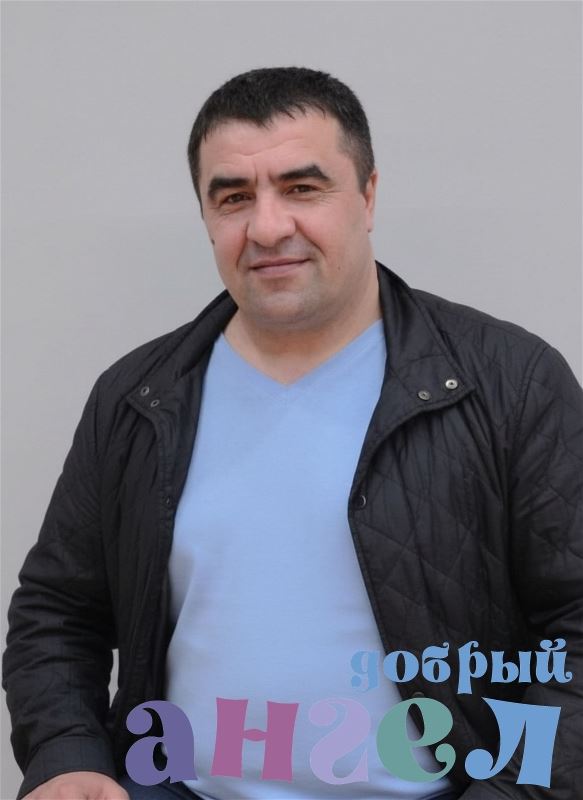 Садовник Расим