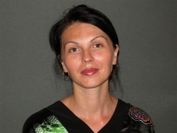 Няня Августа