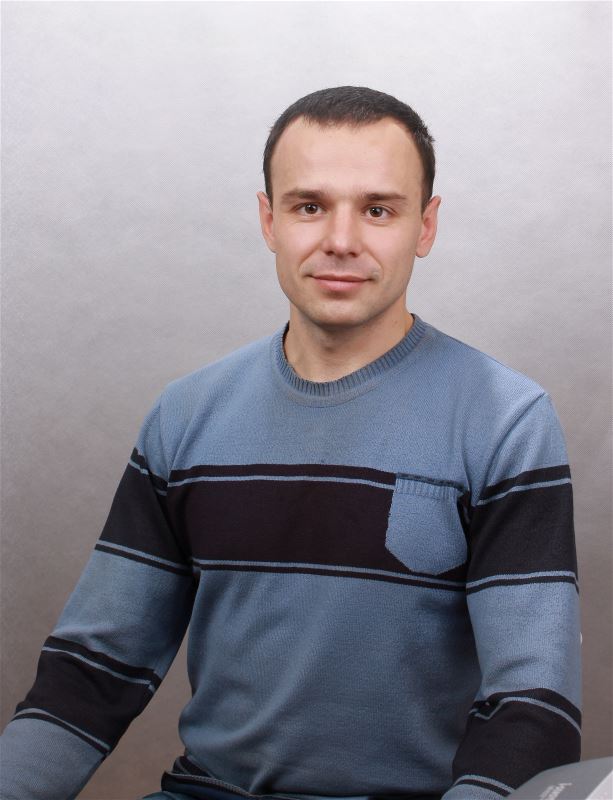 Помощник по хозяйству Денис