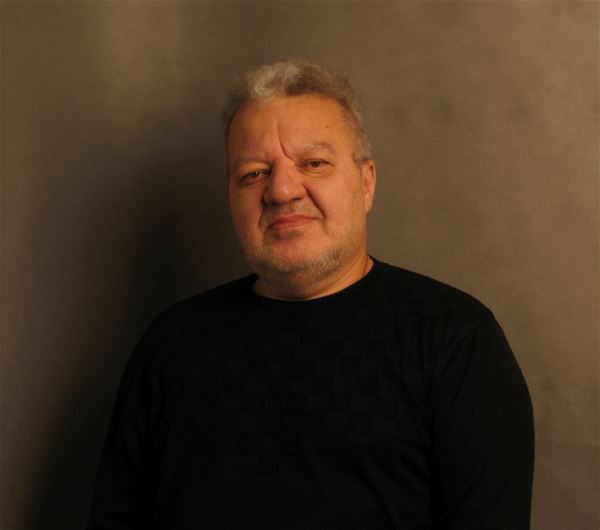 Помощник по хозяйству Николай