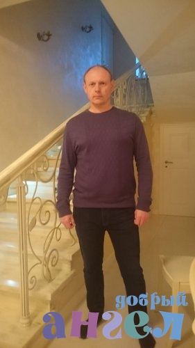 Помощник по хозяйству Дмитрий